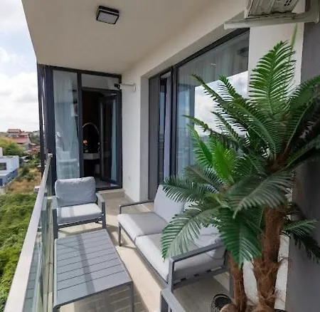 White Meraki & Năvodari