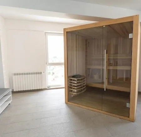 White Meraki & Apartamento Năvodari